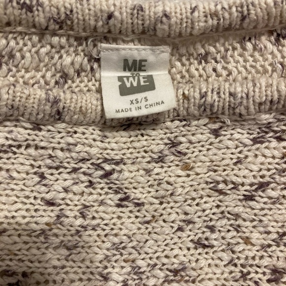 Sweater - Picture 2 of 5